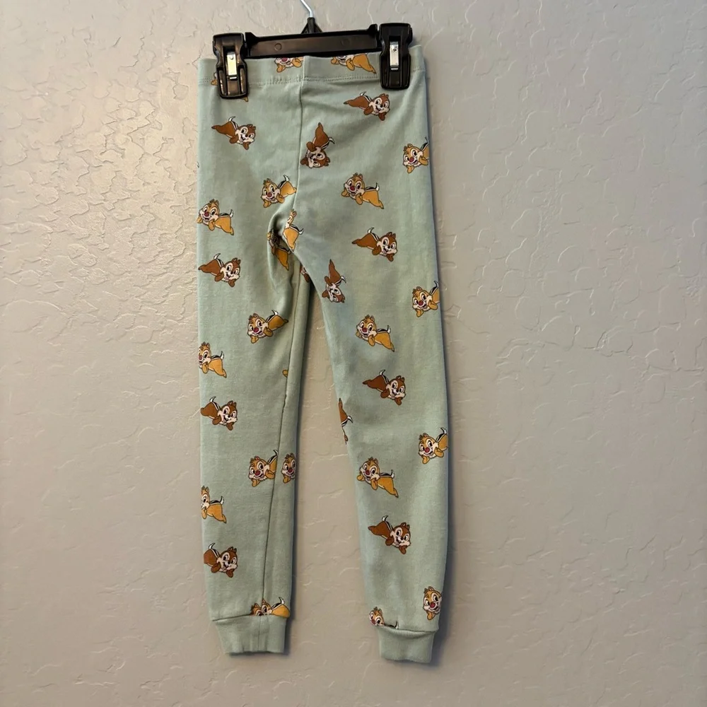 H&M disney green and glitter chip and dale two piece long sleeve pajama set 5t